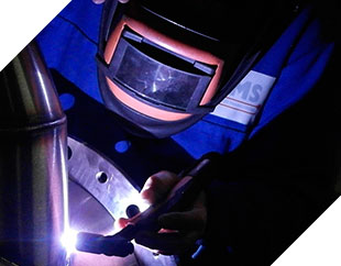 Welder TIG welding stainless steel